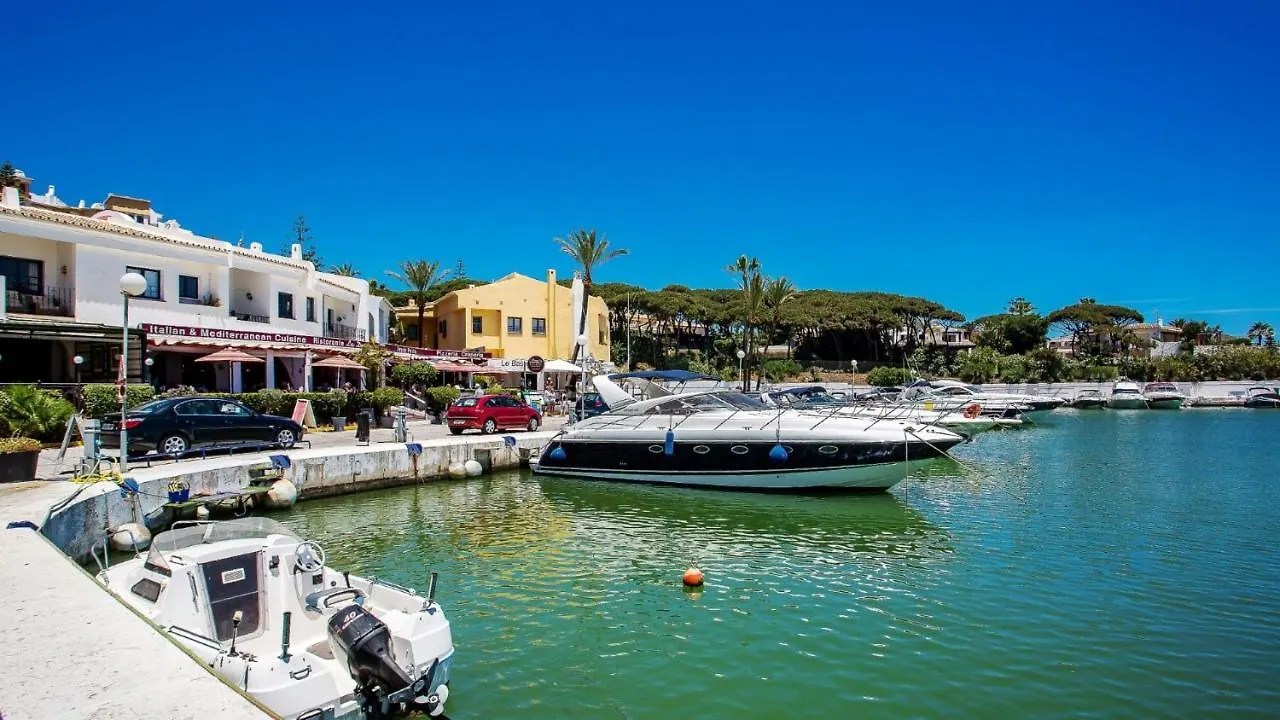 Vdp 17 Cabopino Villa Marbella 0*,  Spain